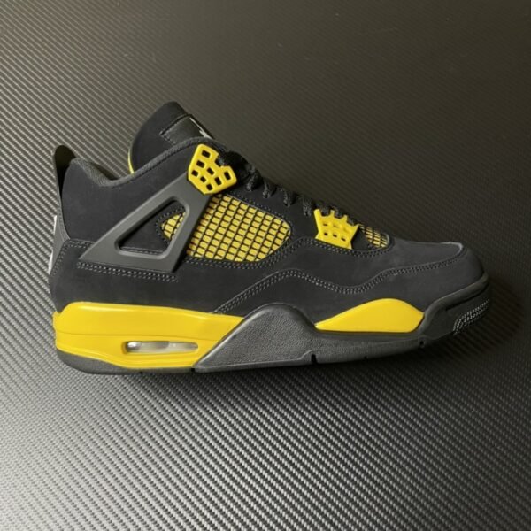 Air Jordan 4 Retro GS Thunder 2023