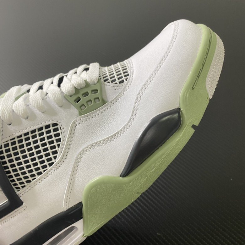 AIR JORDAN 4 RETRO SEAFOAM (W)