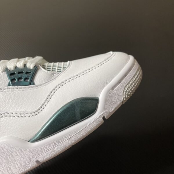 Air Jordan 4 Retro “Oxidized Green” 2024