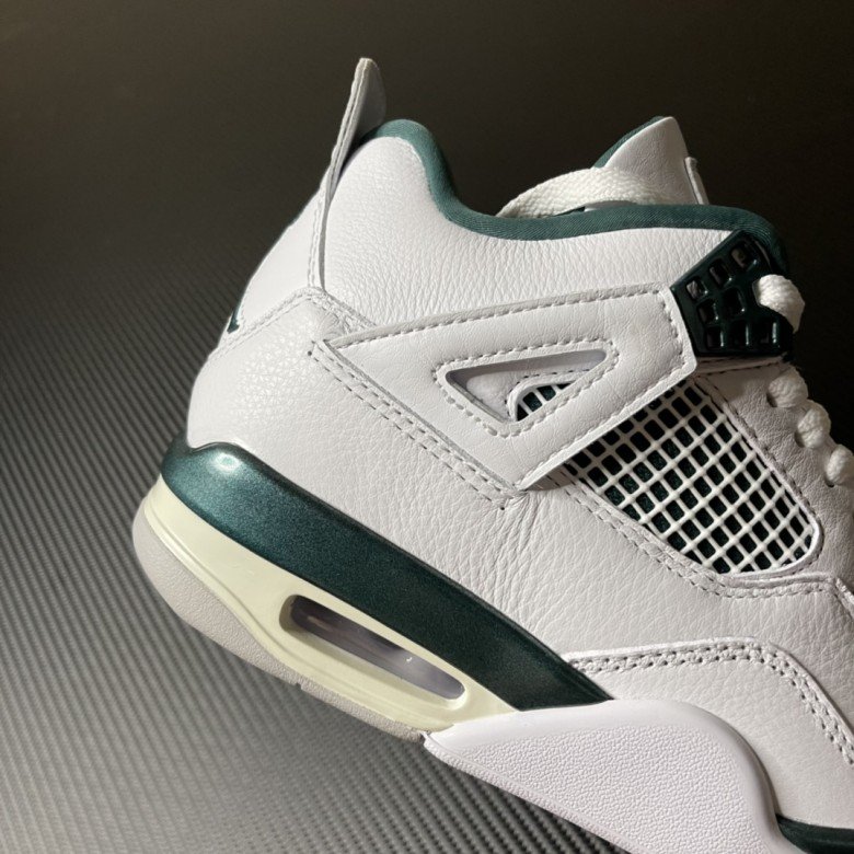 Air Jordan 4 Retro “Oxidized Green” 2024