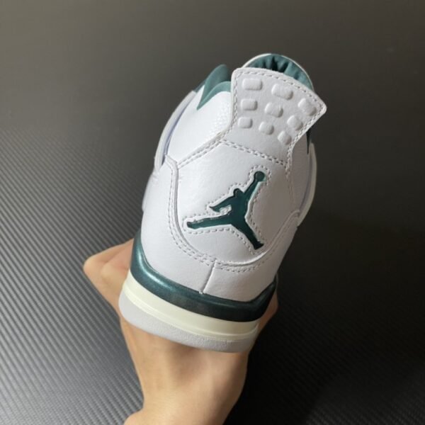 Air Jordan 4 Retro “Oxidized Green” 2024