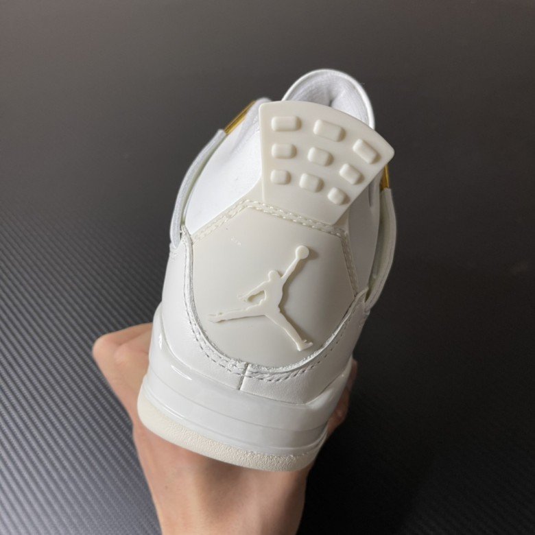 Air Jordan 4 Wmns Sail 2024