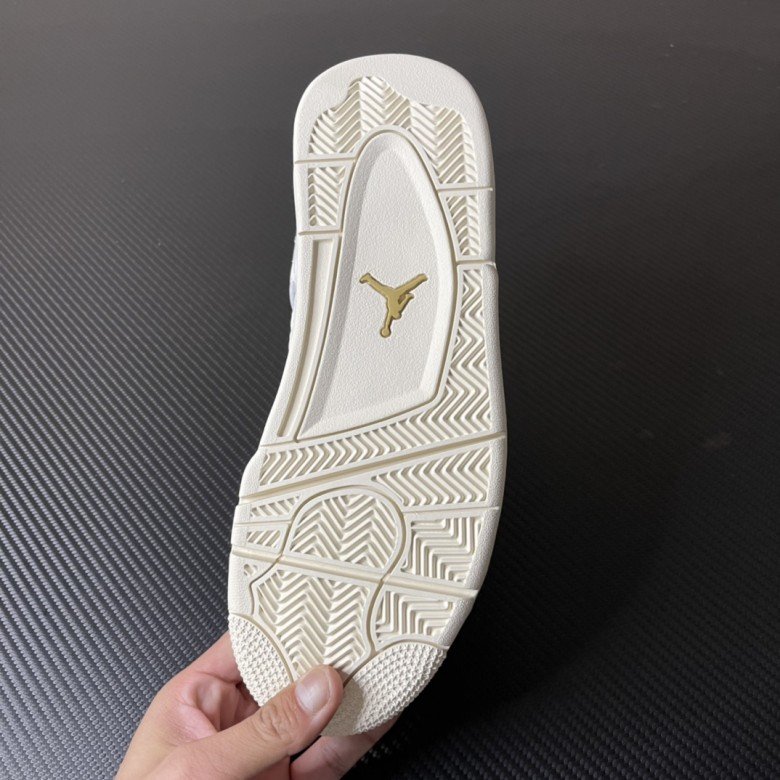 Air Jordan 4 Wmns Sail 2024