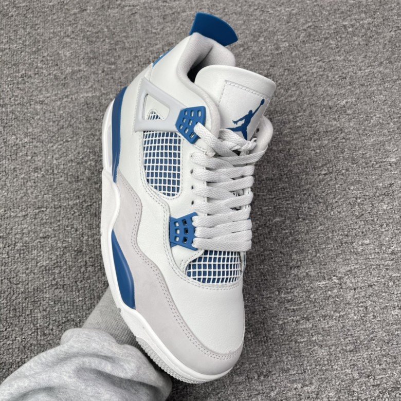 Air Jordan 4 “Military Blue 2024