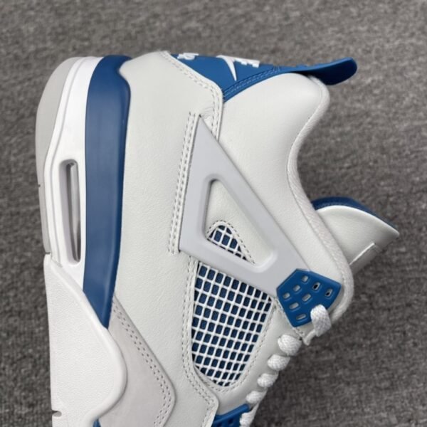 Air Jordan 4 “Military Blue 2024