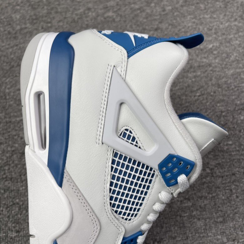 Air Jordan 4 “Military Blue 2024