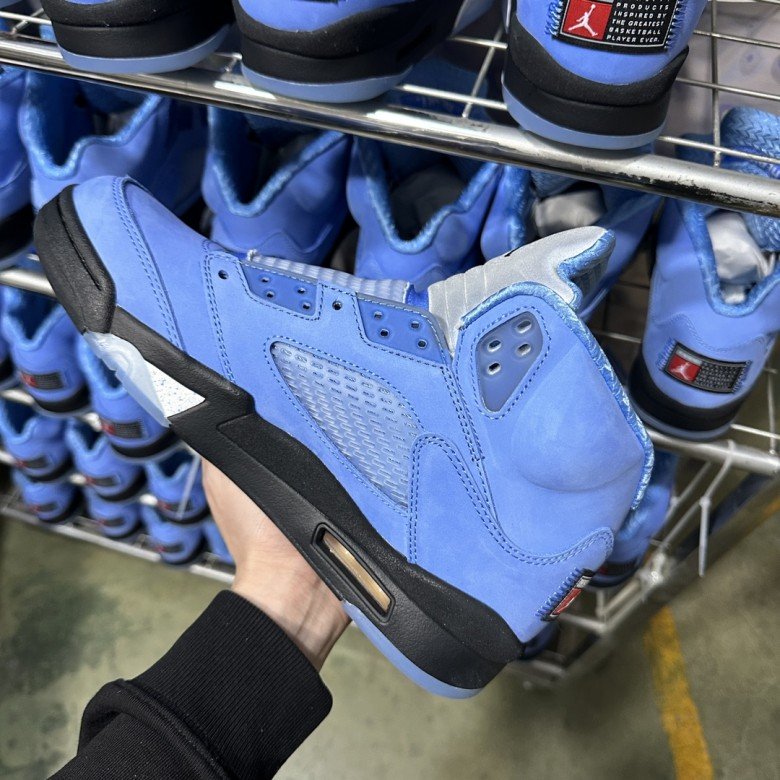 Air Jordan 5 “University Blue” 2023