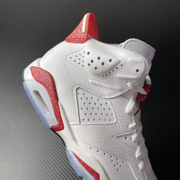 Air Jordan 6 Red Oreo