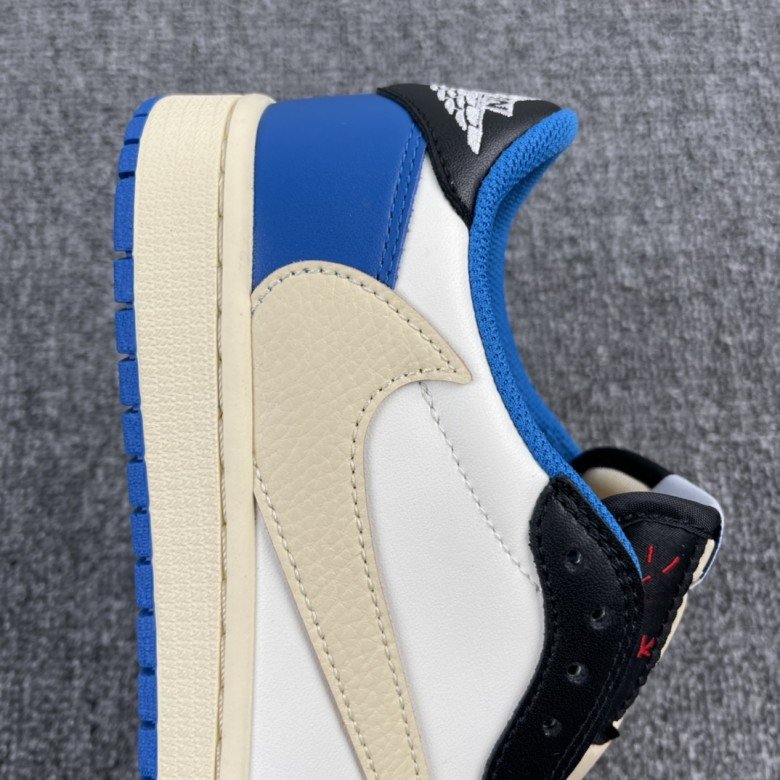 Fragment x Travis Scott x Air Jordan 1 Low