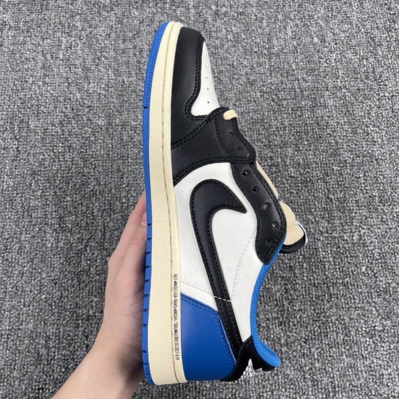 Fragment x Travis Scott x Air Jordan 1 Low