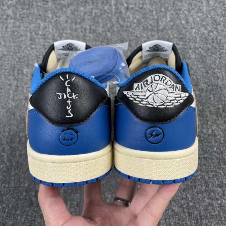 Fragment x Travis Scott x Air Jordan 1 Low