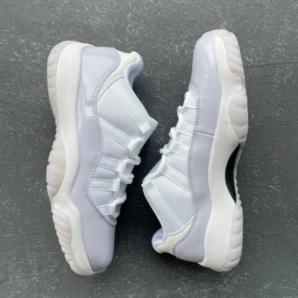 Jordan 11 Retro Low Pure Violet