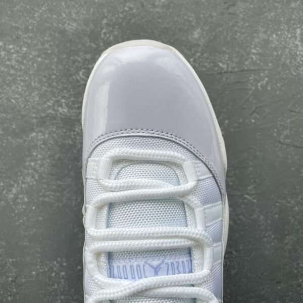 Jordan 11 Retro Low Pure Violet