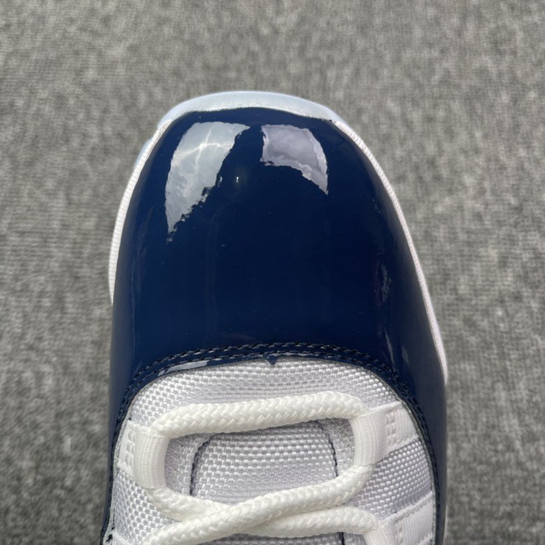 Jordan 11 Retro UNC Win Like 82