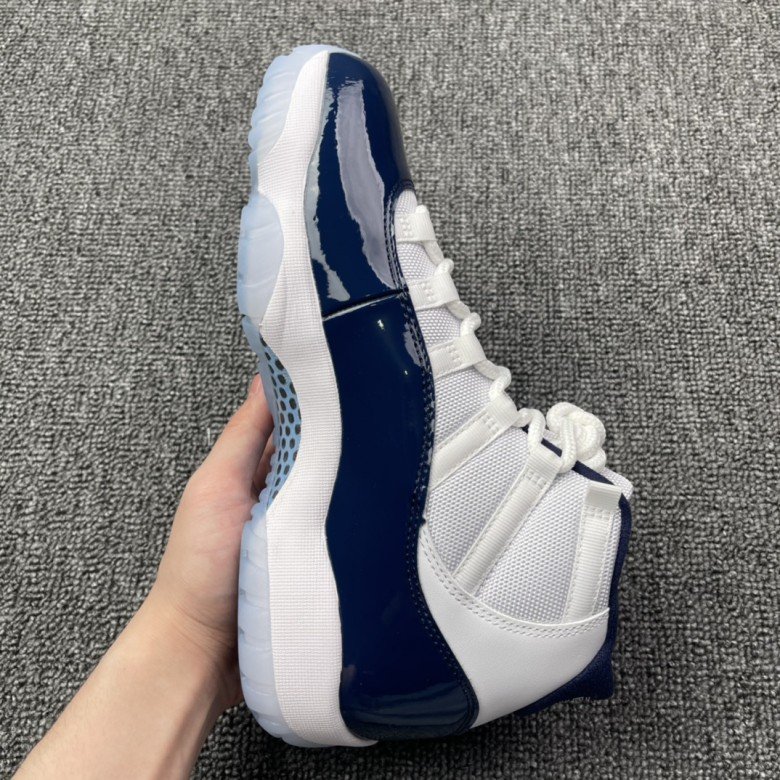 Jordan 11 Retro UNC Win Like 82