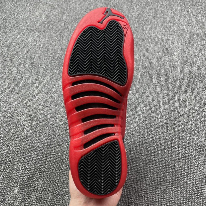 Jordan 12 Retro Reverse Flu Game