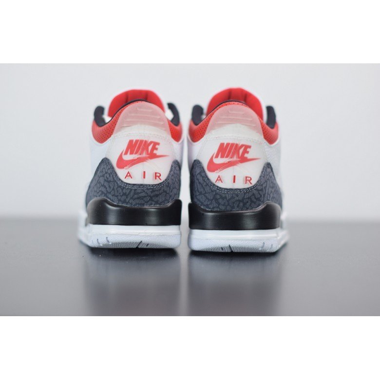 Jordan 3 Retro SE Fire Red Denim 2020