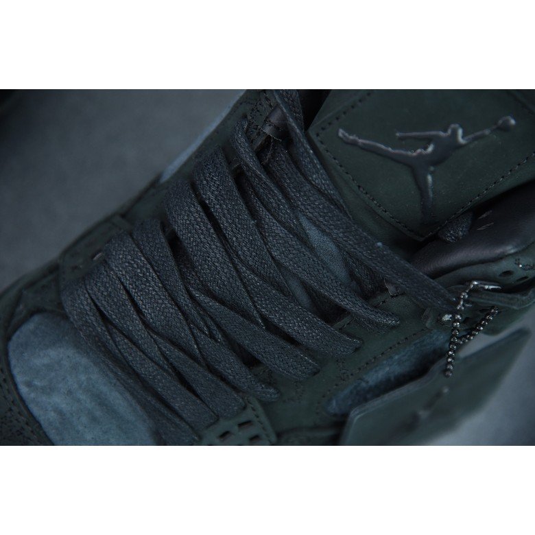 Kaws X Air Jordan 4 Retro Black 2017( Ln5 A1 Batch)