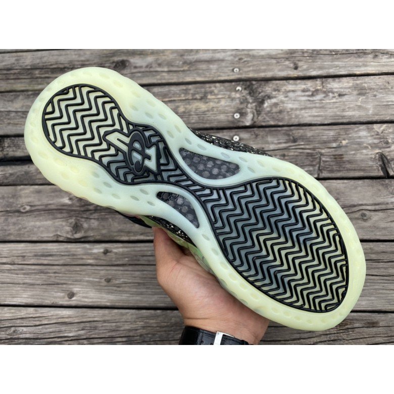 Nike Air Foamposite One Beijing Planet Hoops 2020