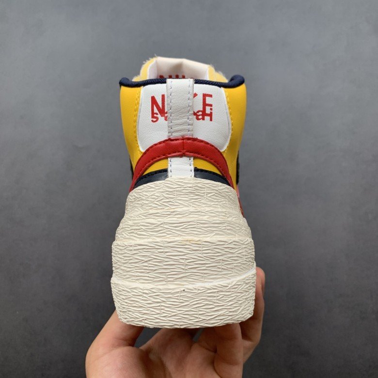 Nike Blazer High Sacai Snow Beach