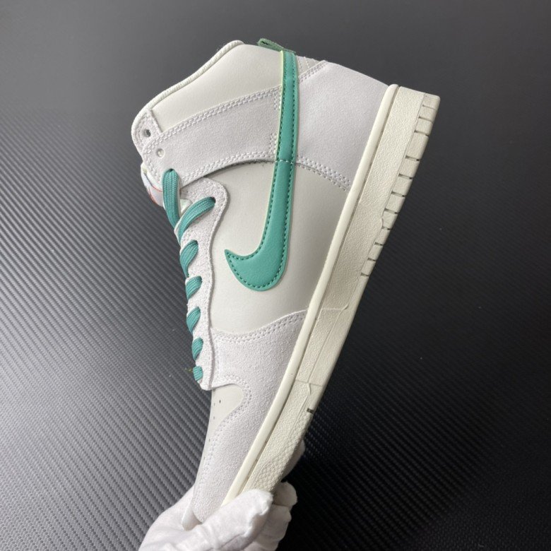 Nike Dunk High First Use Sail