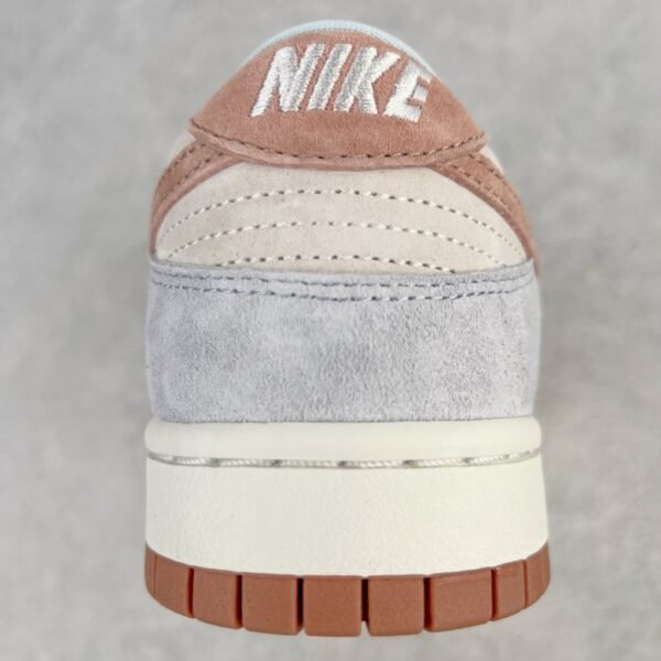 Nike Dunk Low Fossil Rose