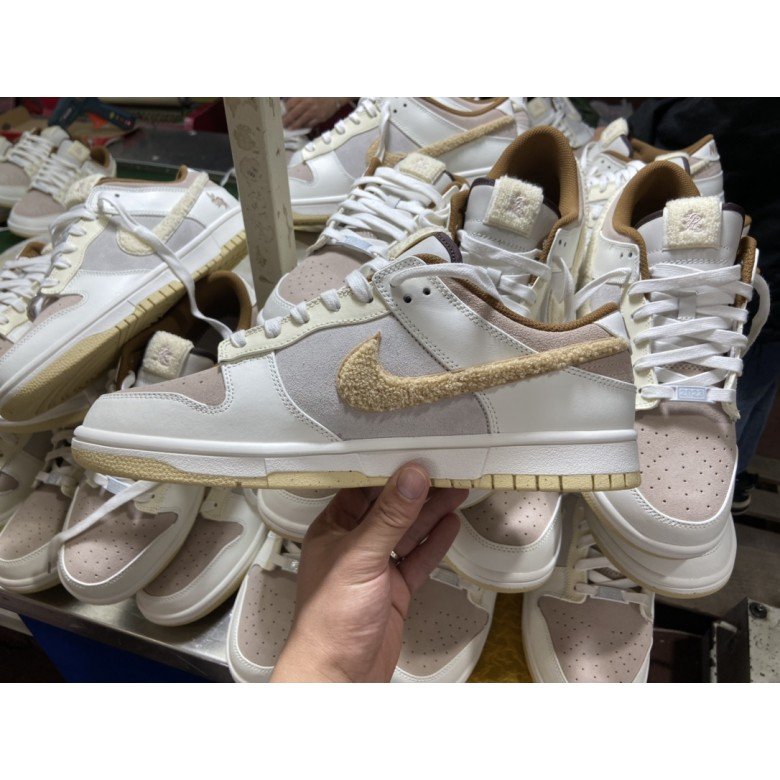 Nike Dunk Low Retro PRM Year Of The Rabbit Fossil Stone 2023