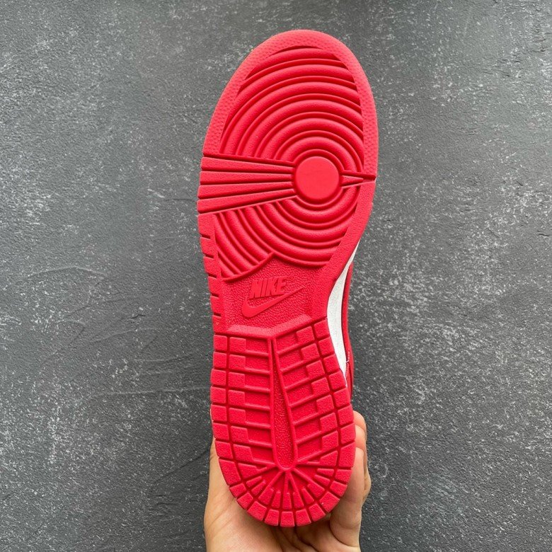 Nike Dunk Low SP St. John's (2023)