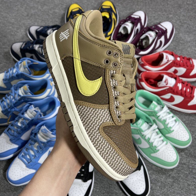 Nike Dunk Low SP UNDEFEATED Canteen Dunk Vs. AF1 Pack