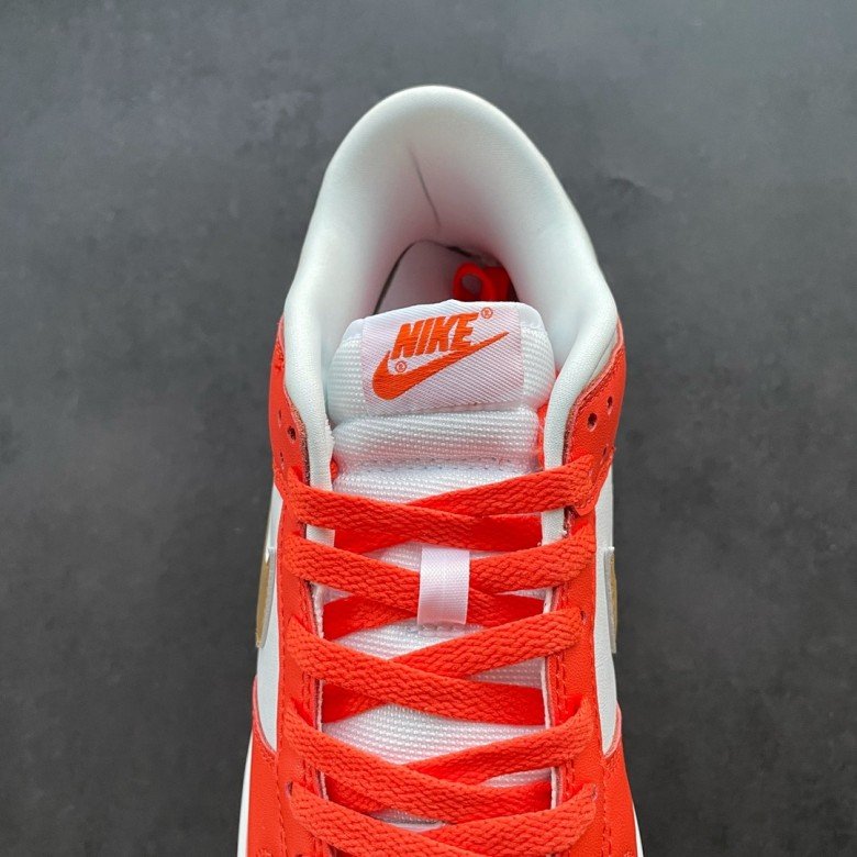 Nike Dunk Low University Gold