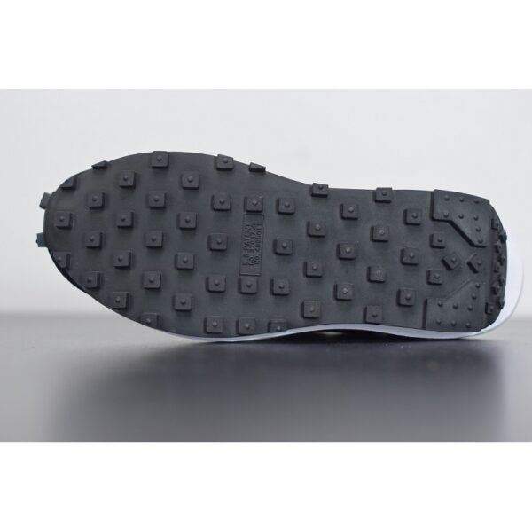 Nike LD Waffle Sacai Black