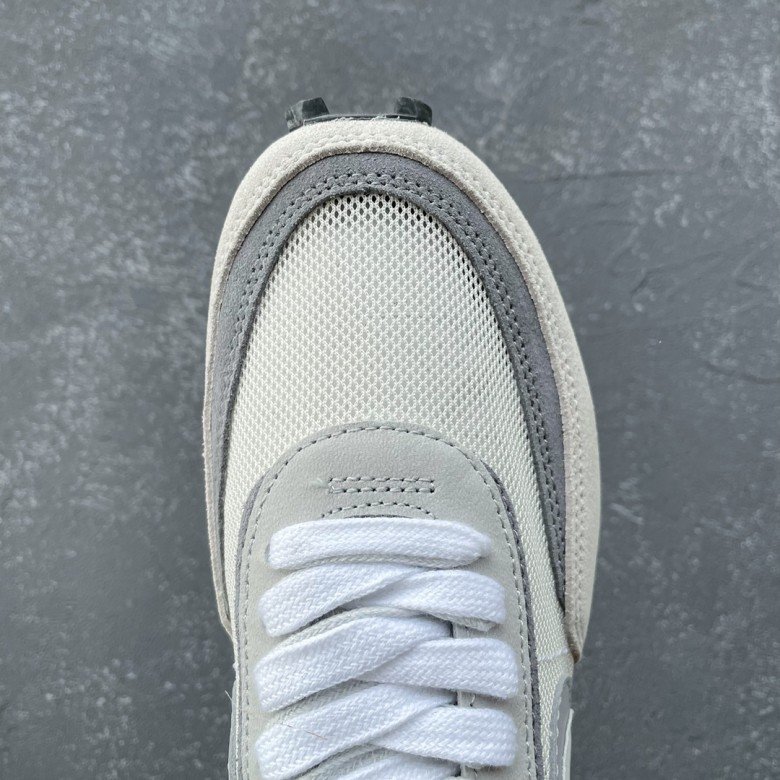 Nike LD Waffle Sacai Summit White