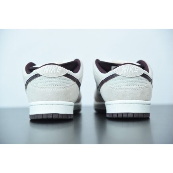 Nike SB Dunk Low Desert Sand Mahogany