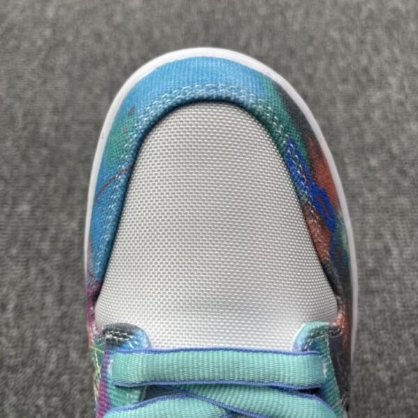 Nike SB Dunk Low Futura Laboratories Bleached Aqua