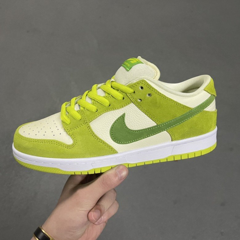 Nike SB Dunk Low Green Apple 2022