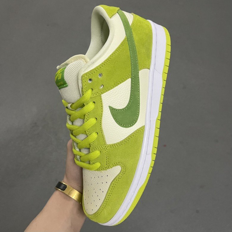 Nike SB Dunk Low Green Apple 2022