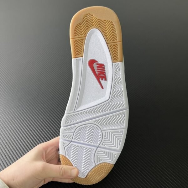 Nike SB x Air Jordan 4 “Pine Green” 2023