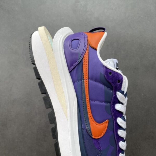 Nike Vaporwaffle sacai Dark Iris 2021