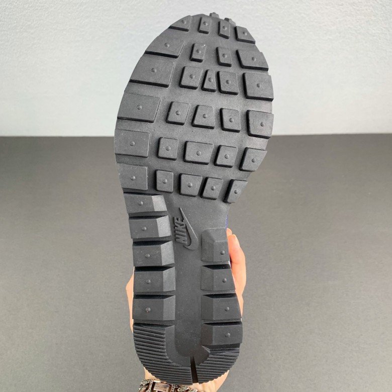 Nike Vaporwaffle sacai Sesame Blue Void 2021