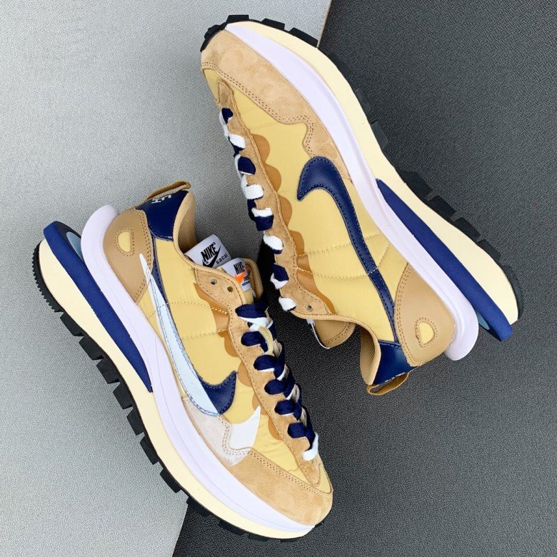 Nike Vaporwaffle sacai Sesame Blue Void 2021