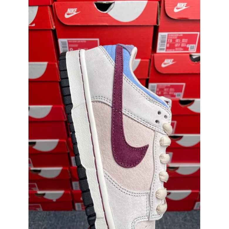 Otomo Katsuhiro X Nike SB Dunk Low Steamboy OST Dark Red Blue