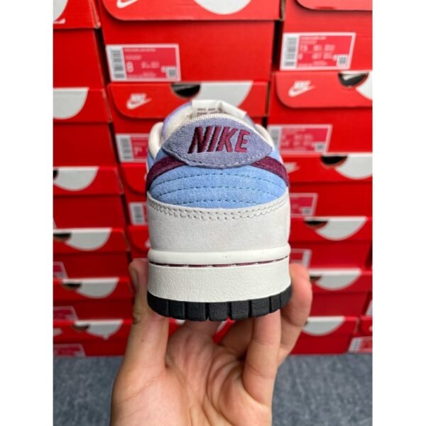 Otomo Katsuhiro X Nike SB Dunk Low Steamboy OST Dark Red Blue