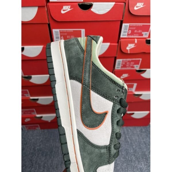 Otomo Katsuhiro X Nike SB Dunk Low Steamboy OST Green Orange