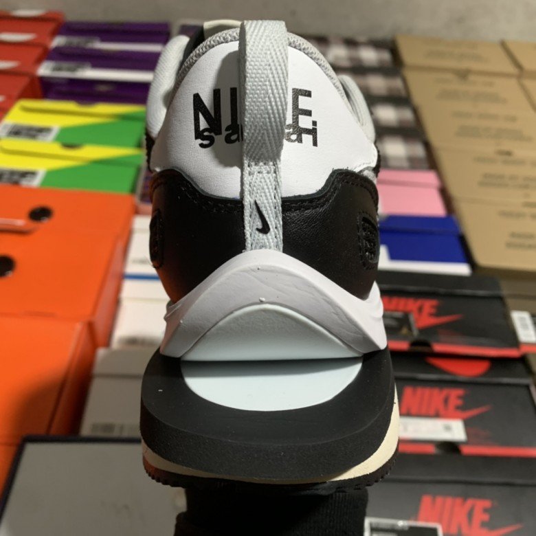Sacai X Nike Vaporwaffle Black White