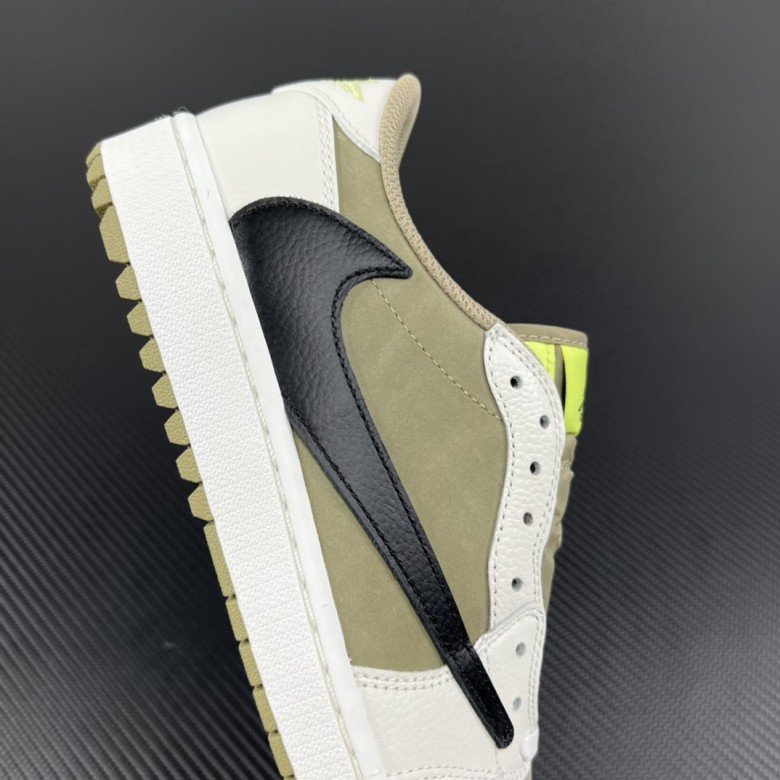 Travis Scott X Air Jordan 1 Low Golf Neutral Olive