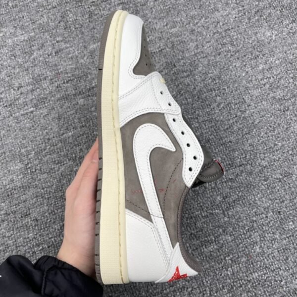 Travis Scott x Air Jordan 1 Low OG Reverse Mocha