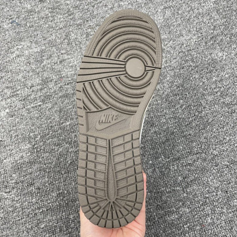 Travis Scott x Air Jordan 1 Low OG Reverse Mocha