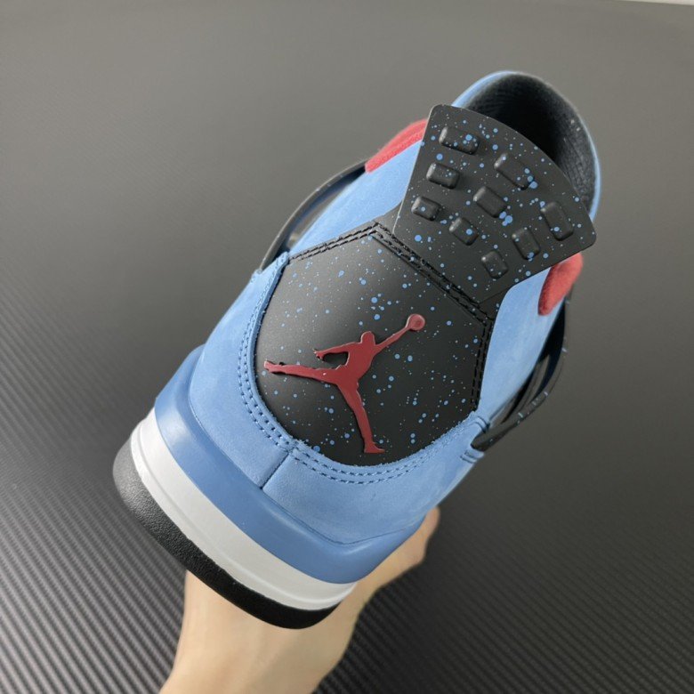 Travis Scott x Air Jordan 4