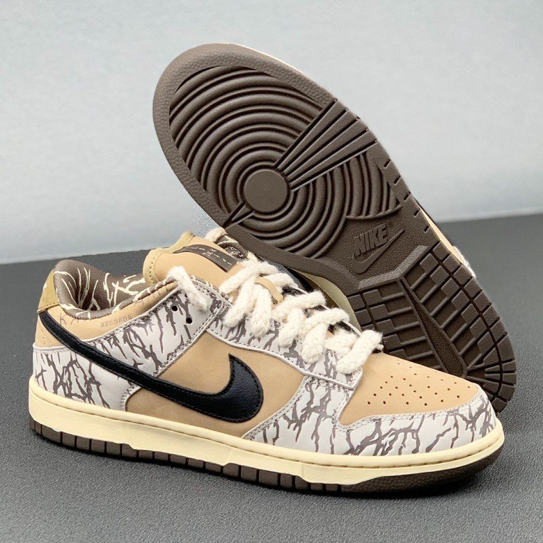 Travis Scott X Nike SB Dunk Low Custom Shoes