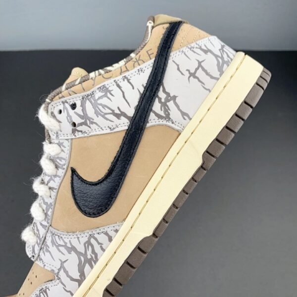 Travis Scott X Nike SB Dunk Low Custom Shoes